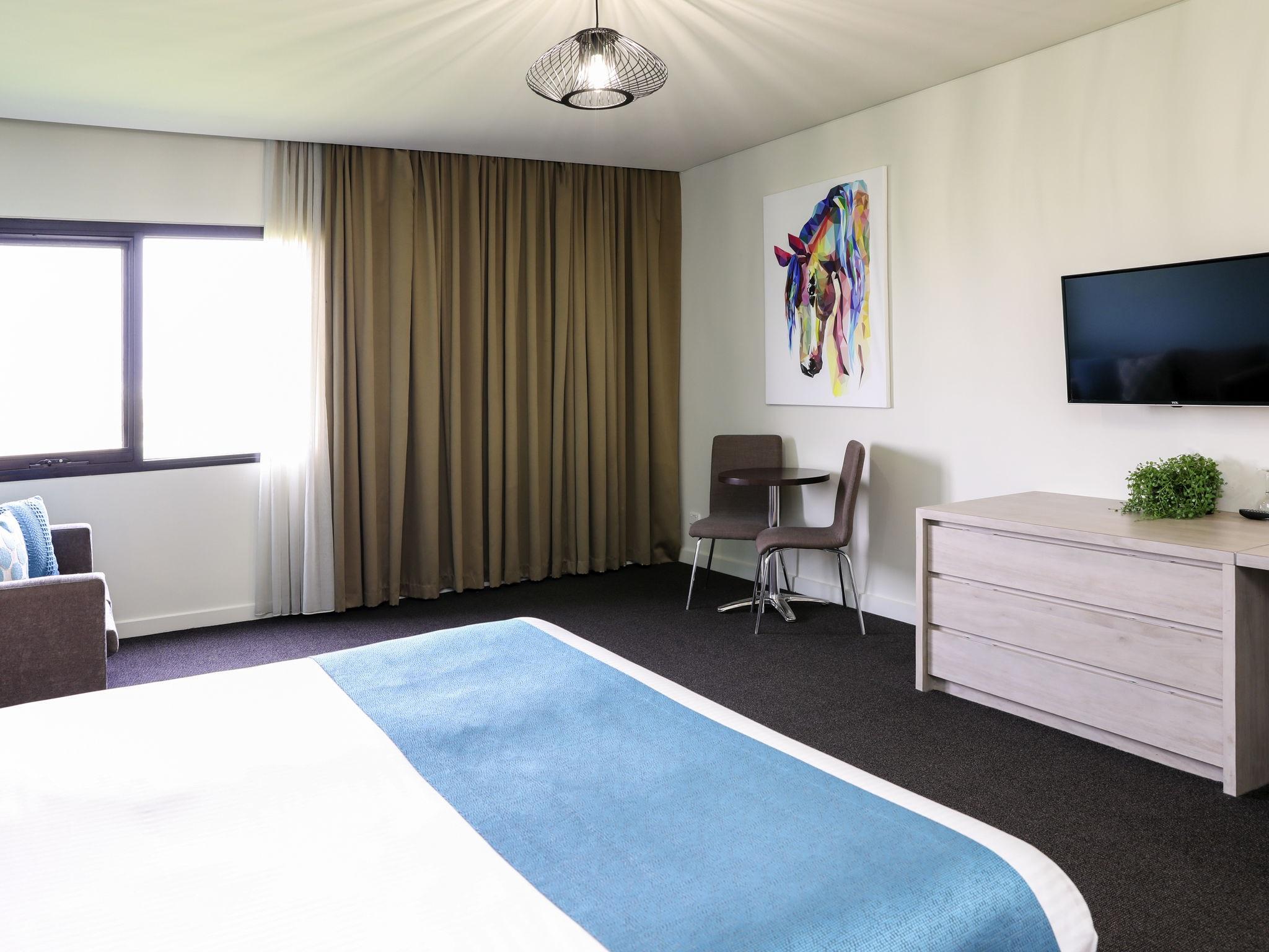 Hotel Mantra Melbourne Melton Exterior foto