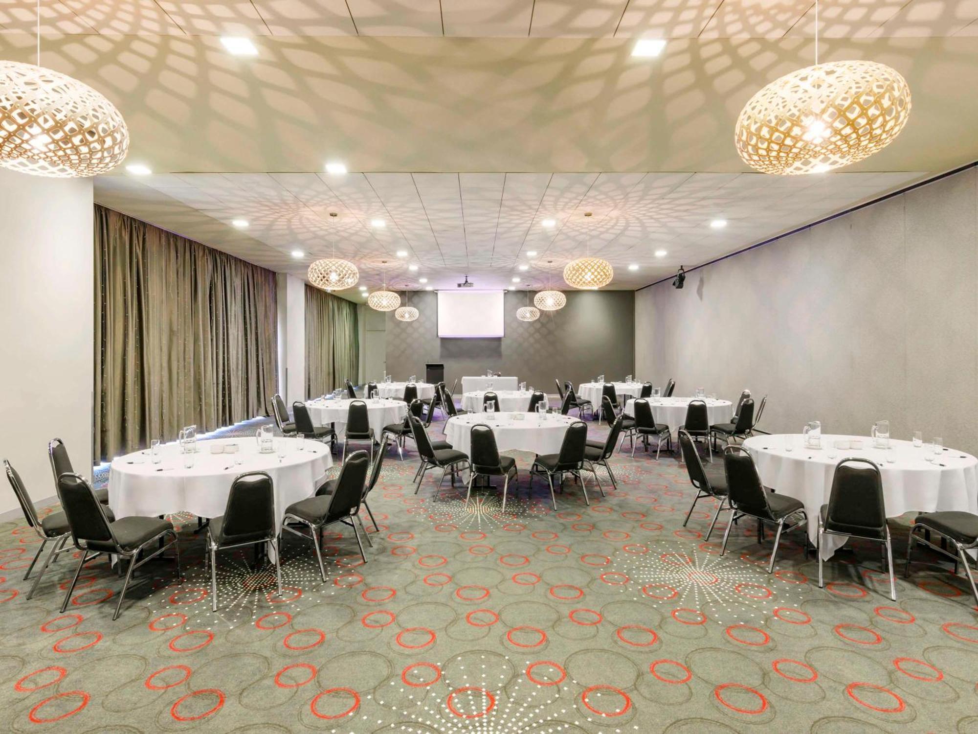 Hotel Mantra Melbourne Melton Exterior foto