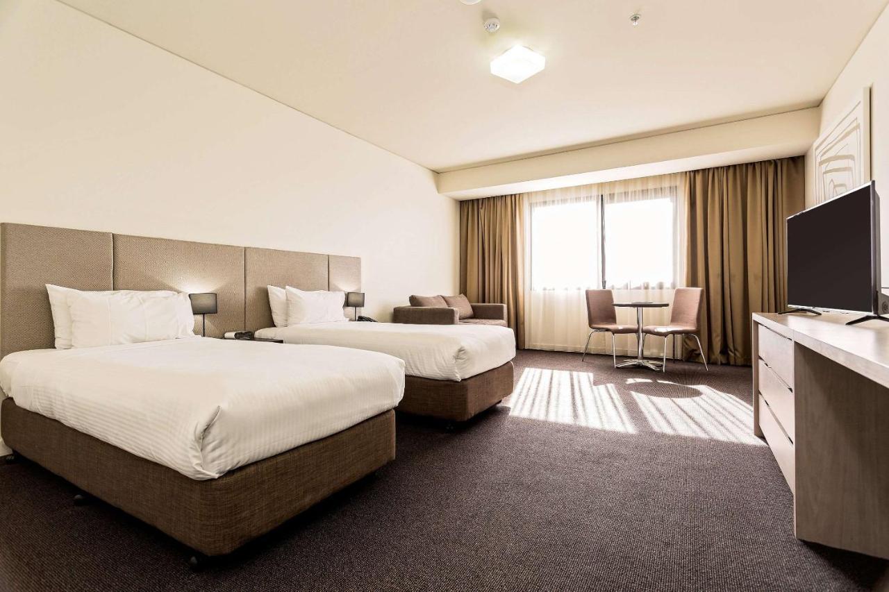 Hotel Mantra Melbourne Melton Exterior foto